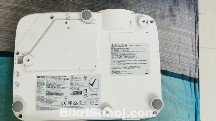 প্রজেক্টর benq Model: MX560